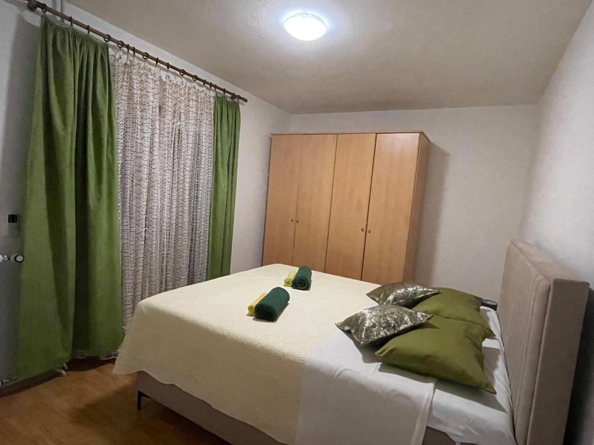 Apartments Angela Biograd Na Moru Luaran gambar