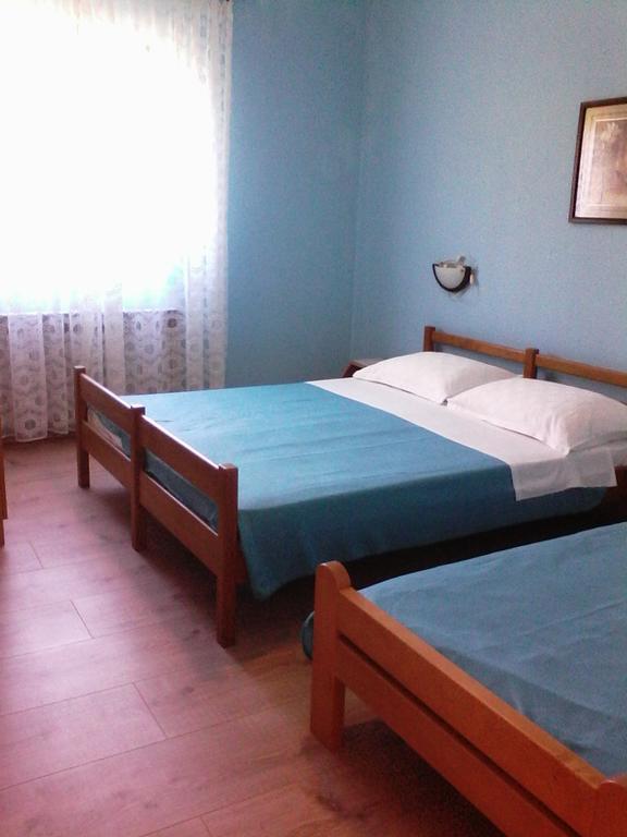 Apartments Angela Biograd Na Moru Luaran gambar