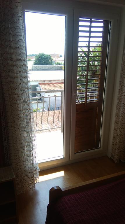 Apartments Angela Biograd Na Moru Luaran gambar