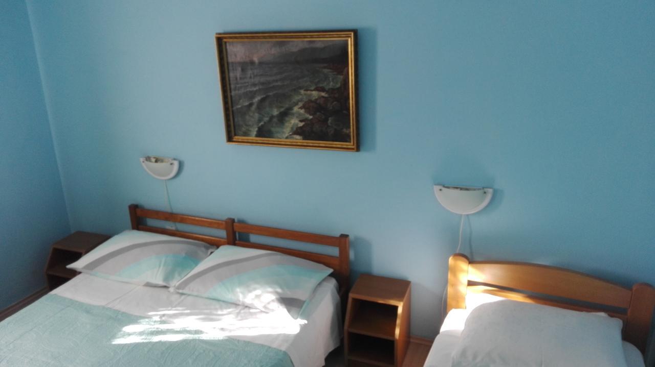 Apartments Angela Biograd Na Moru Luaran gambar